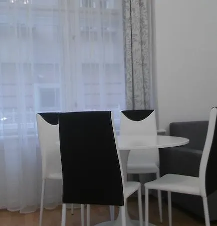 Апартаменты Reznicka 3 Прага