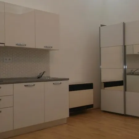 Reznicka 3 Praga
